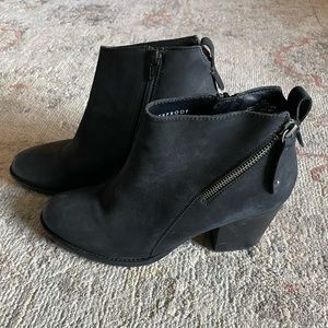 Blondo Black Booties 9.5/40